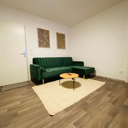 2-zimmer - 600 Meter Zur S-bahn - 18 Min Zum Muenchen Hbf - Parkplatz & Wlan 公寓 卡尔斯费尔德
